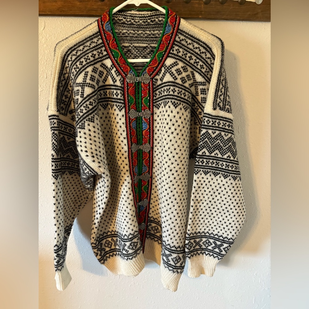 Women’s Nordic Pattern Cardigan Sweater - Cream and Black